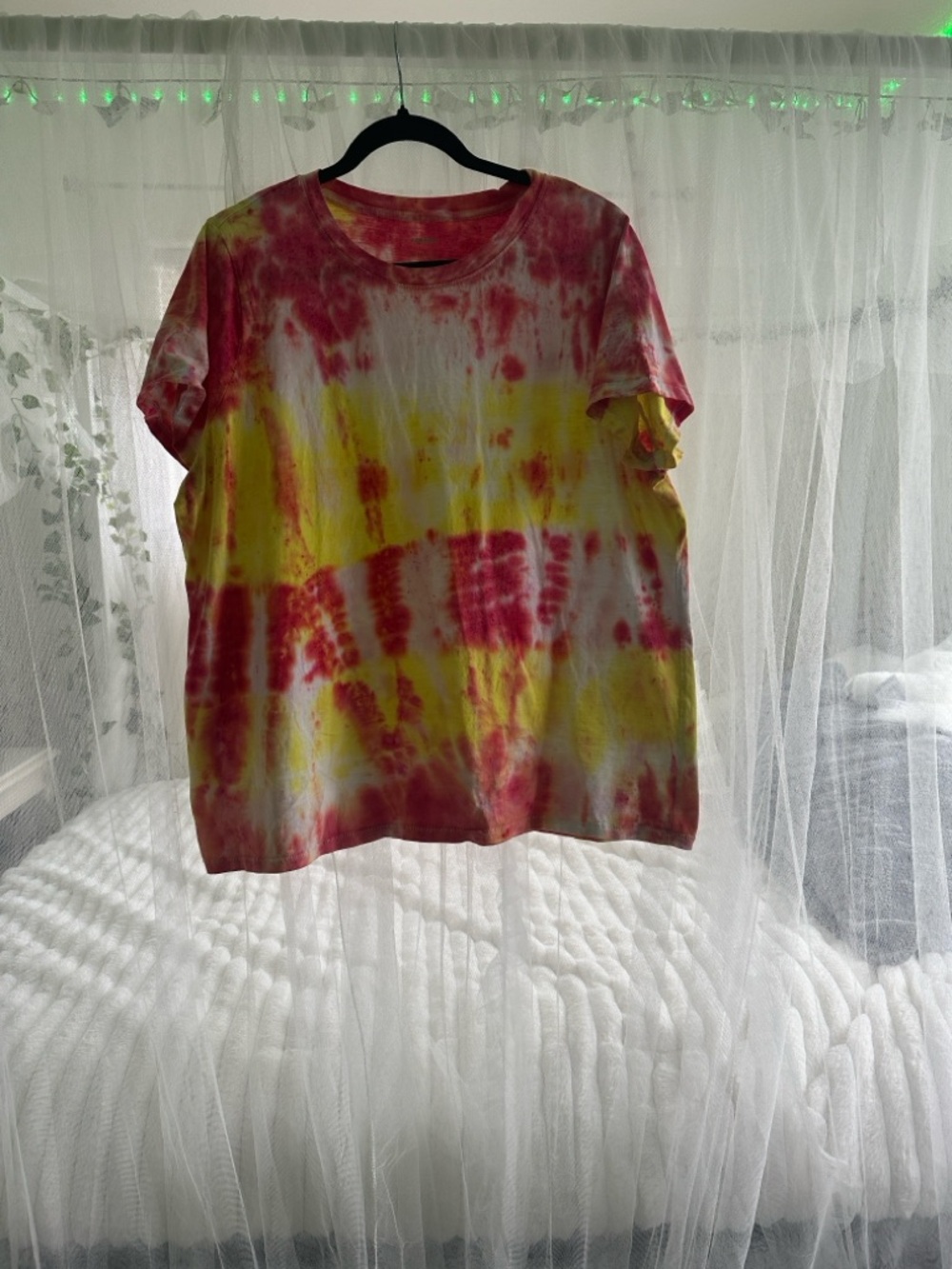 XXL size tie dye shirt